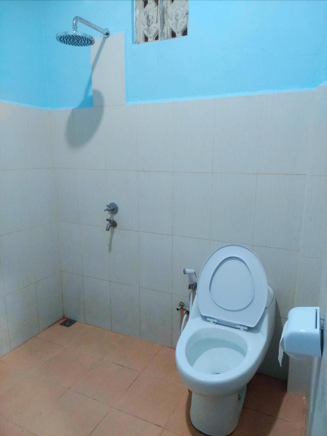 D'Ru Guest House Labuan Bajo Extérieur photo